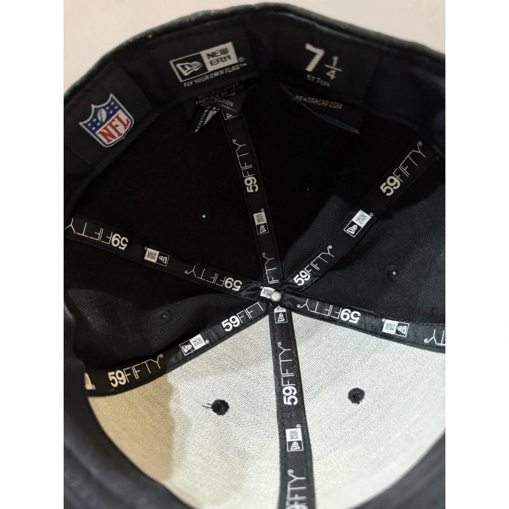 Tampa Bay Buccaneers Hat Size 7 1/4 Black NFL Football - SEE DESC